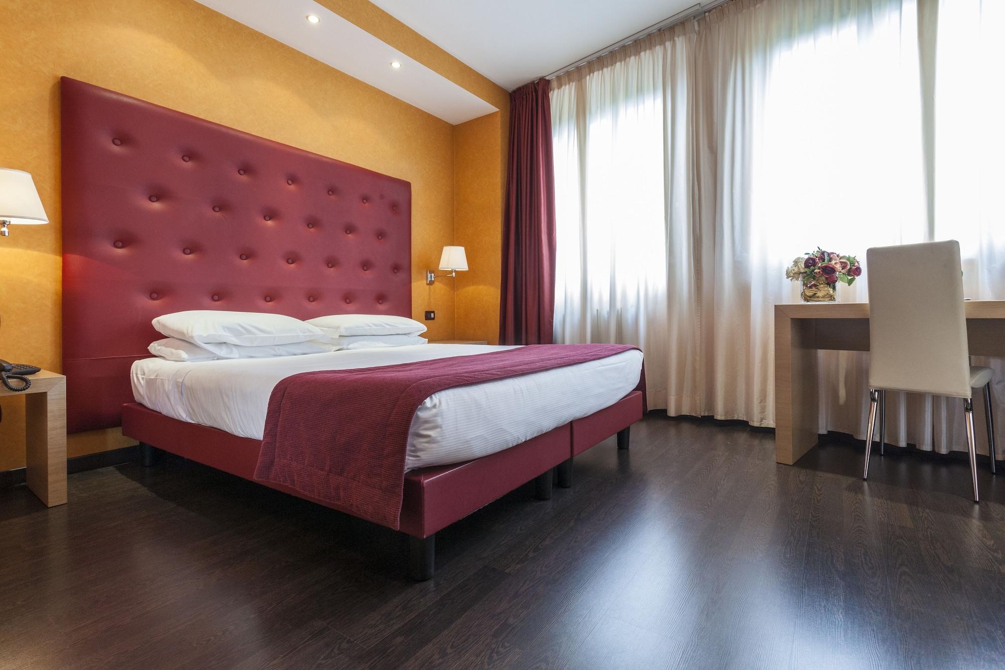 Western Piemontese Hotel 4*